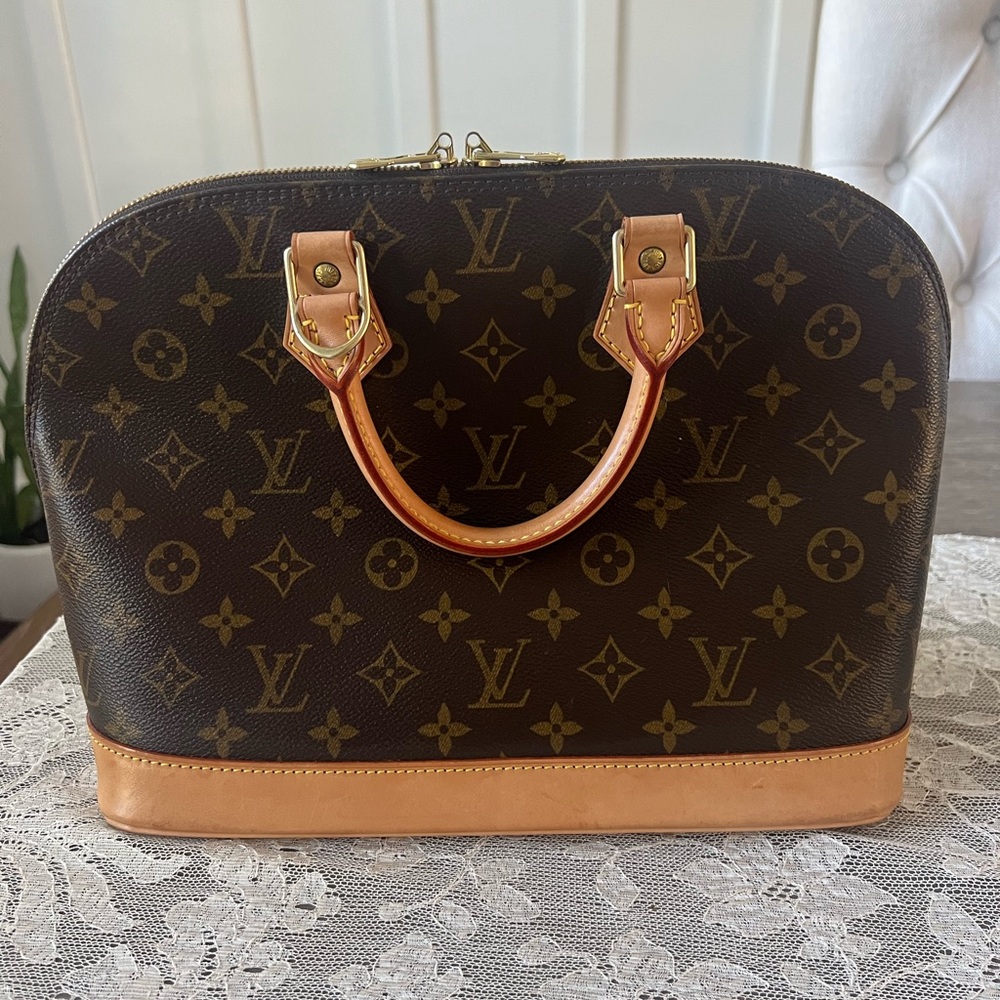 Authentic Louis Vuitton Alma PM